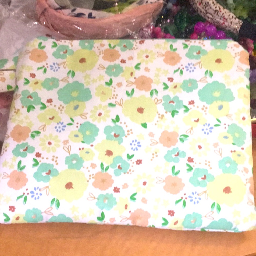 Cosmetic Pouch